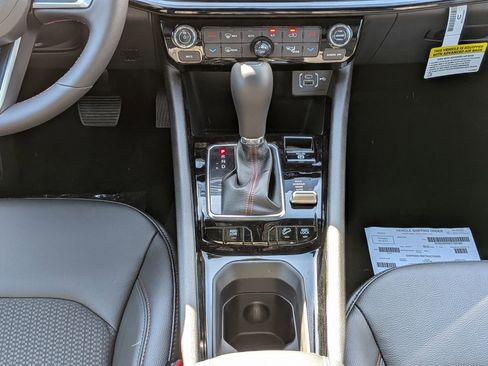 New 2026 Jeep Compass Trailhawk w/ Sun, Sound & Navigation Group AWD/4WD image 20