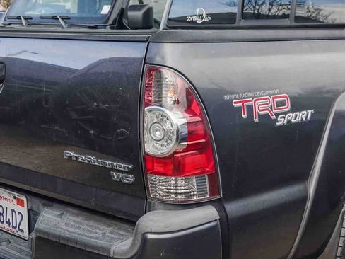 Used 2013 Toyota Tacoma PreRunner image 11