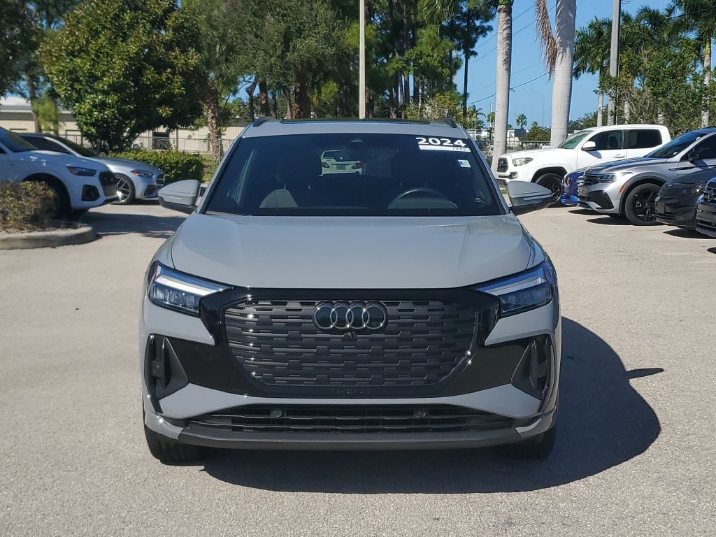 Certified 2024 Audi Q4 e-tron Premium Plus w/ Premium Plus AWD/4WD image 10