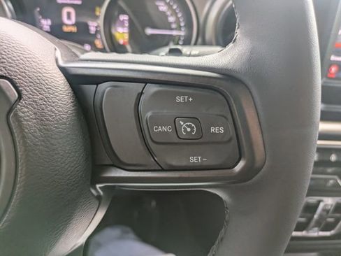 Used 2023 Jeep Wrangler Unlimited w/ Cold Weather Group AWD/4WD image 23