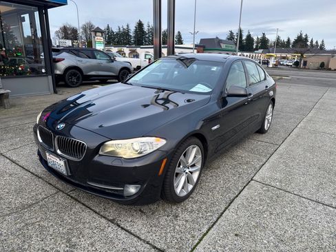 Used 2011 BMW 535i Sedan RWD image 1