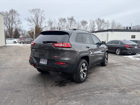 Used 2018 Jeep Cherokee Trailhawk w/ Comfort/Convenience Group image 5