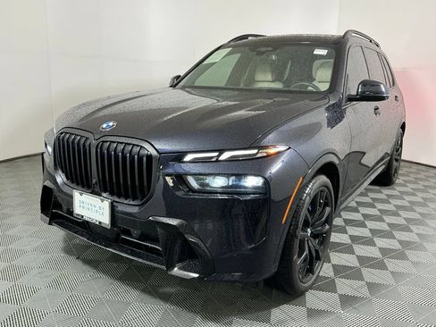 Certified 2026 BMW X7 xDrive40i w/ M Sport Package AWD/4WD image 2