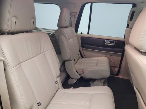 Used 2015 Lincoln Navigator 4WD w/ Equipment Group 101A Reserve image 19