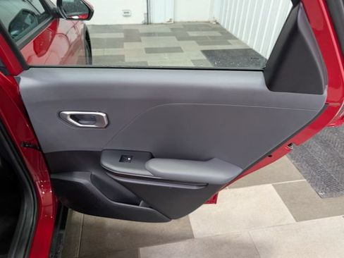 Used 2025 Kia K4 FWD image 24