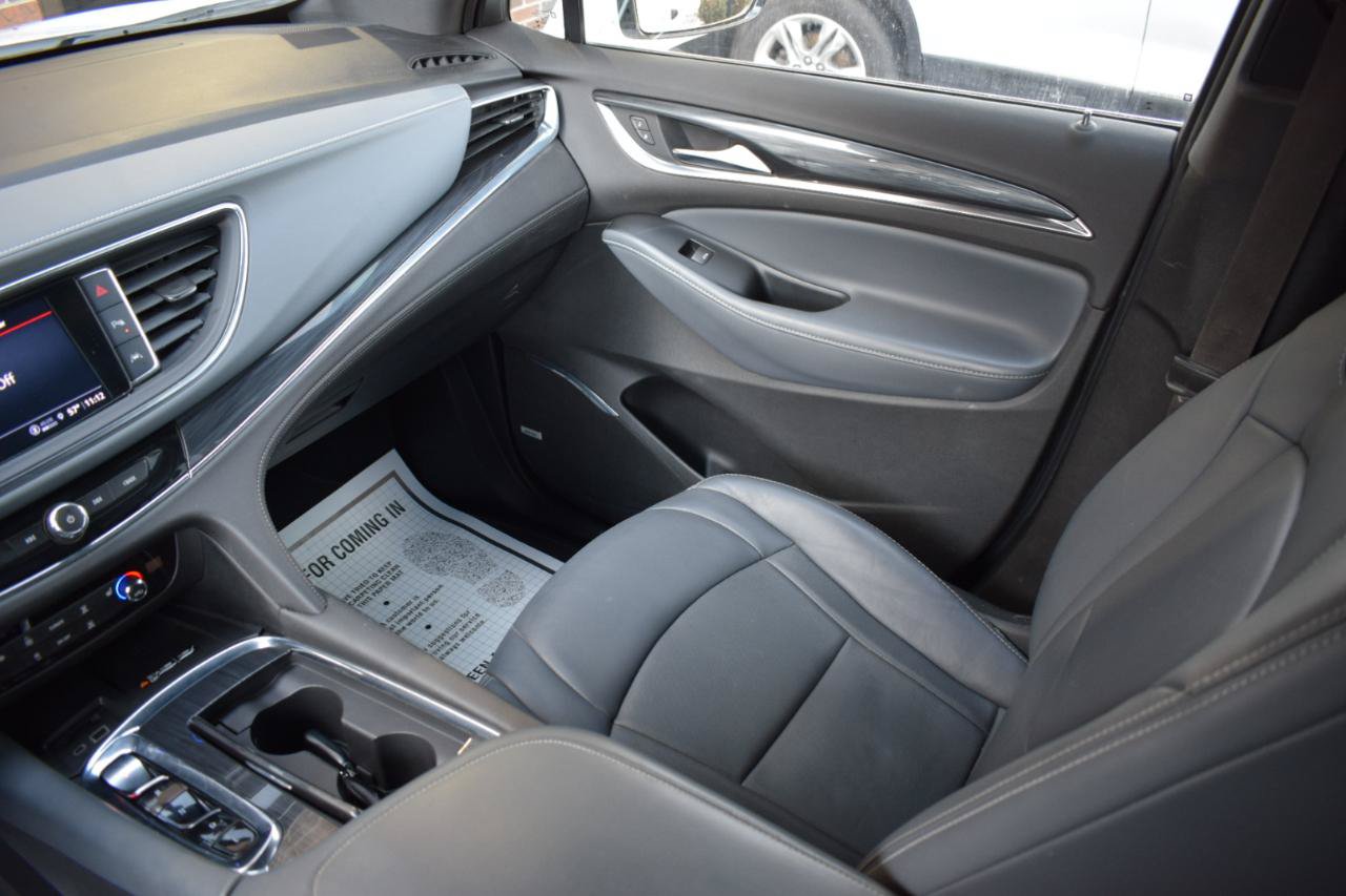 Used 2023 Buick Enclave Essence w/ Experience Buick Package FWD image 17