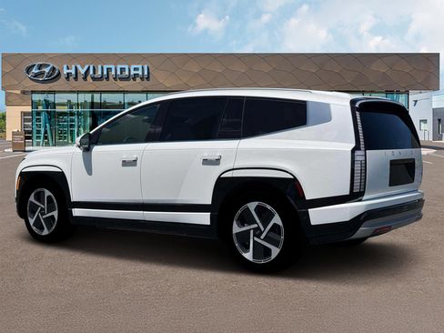 New 2026 Hyundai Ioniq 9 Limited w/ Tow & Go Package image 4