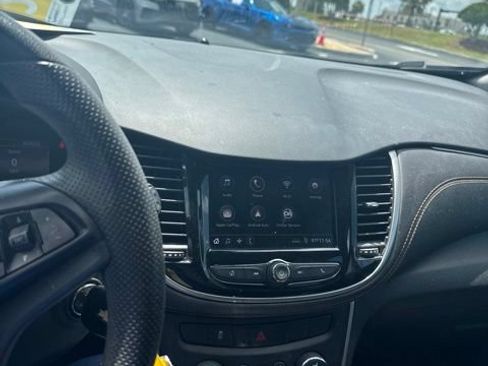 Used 2020 Chevrolet Trax LS w/ Tint and Cruise Package FWD image 4