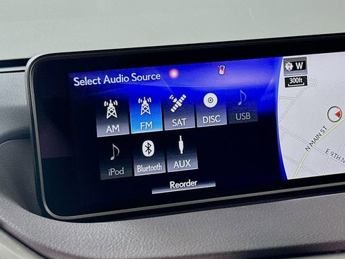 Used 2017 Lexus RX 350 FWD w/ Premium Package image 27