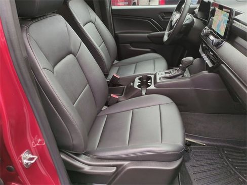 Certified 2024 Chevrolet Colorado W/T image 27