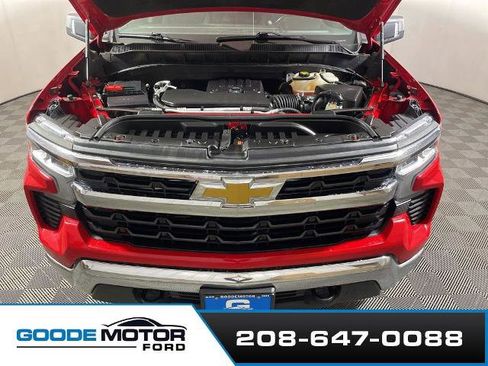 Used 2023 Chevrolet Silverado 1500 LT w/ Convenience Package II AWD/4WD image 26