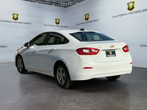 Used 2017 Chevrolet Cruze LS image 5