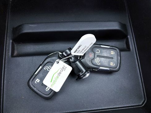 Used 2020 Chevrolet Silverado 1500 RST w/ Texas Edition image 28