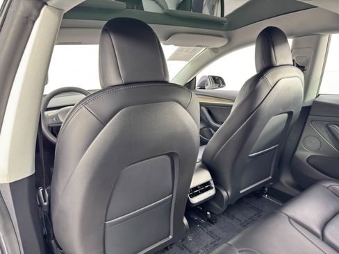 Used 2022 Tesla Model 3 Long Range image 34