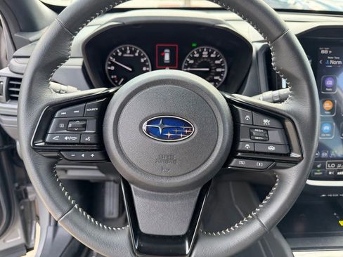 Used 2025 Subaru Forester Premium w/ Convenience Package #1 AWD/4WD image 26