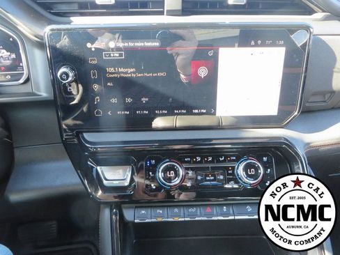 Used 2025 GMC Sierra 1500 AT4 image 30