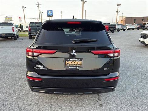 Used 2024 Mitsubishi Outlander SE image 6