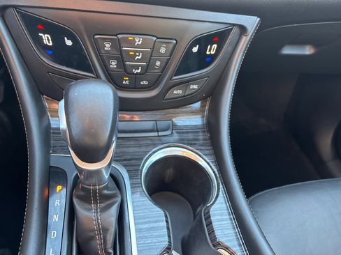 Used 2017 Buick Envision Essence image 20