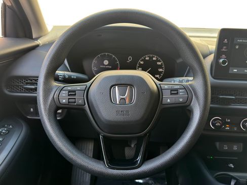 Used 2026 Honda HR-V LX image 18