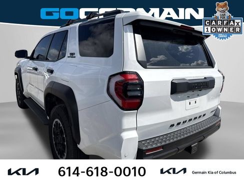 Used 2025 Toyota 4Runner TRD Off-Road Premium AWD/4WD image 2