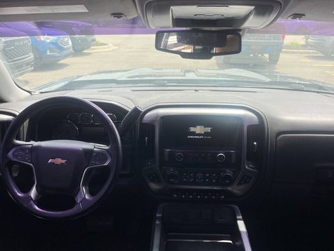Used 2017 Chevrolet Silverado 1500 LTZ Z71 w/ LTZ Plus Package AWD/4WD image 11