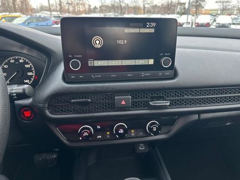 Used 2025 Honda HR-V LX image 20