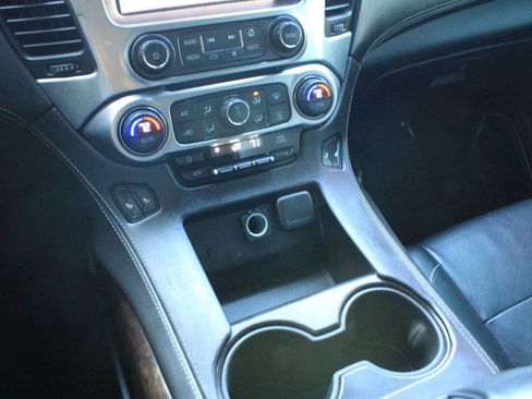 Used 2015 Chevrolet Tahoe LT image 22