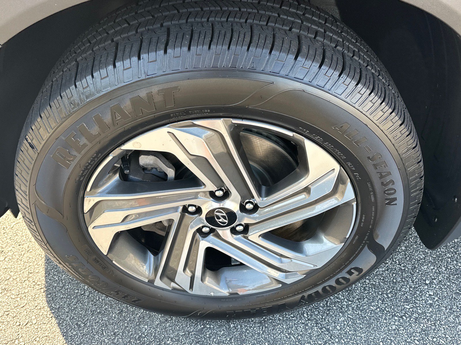 Used 2022 Hyundai Santa Fe SE AWD/4WD image 8