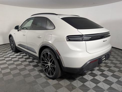 New 2026 Porsche Macan 4 Electric AWD/4WD image 3