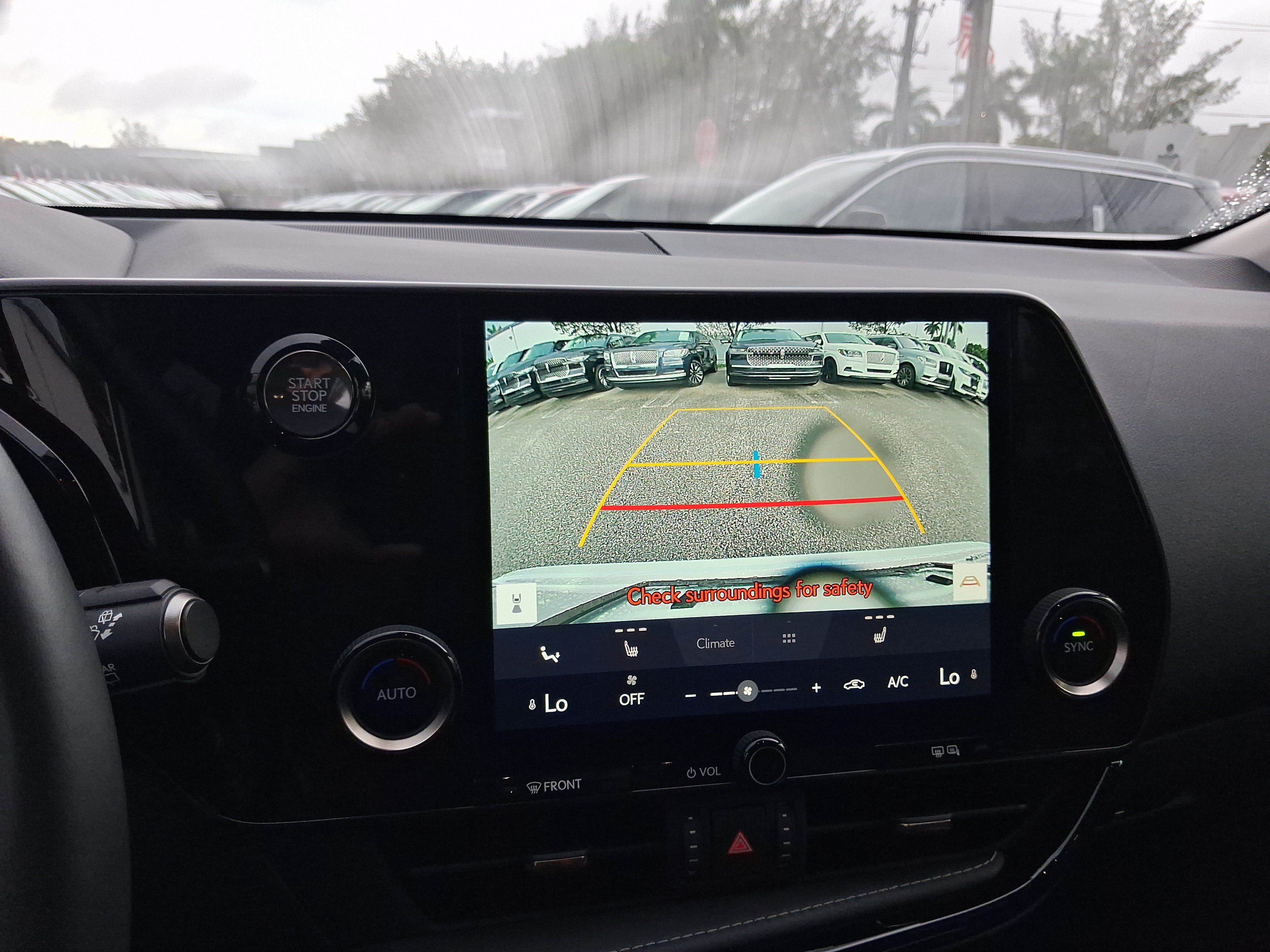 Used 2025 Lexus NX 250 FWD w/ Towing Package (2000 Lbs) image 21