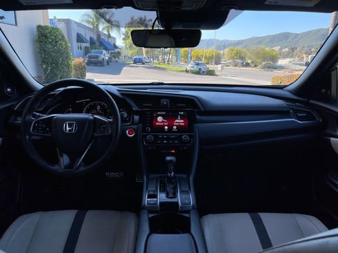 Used 2020 Honda Civic Sport Touring image 11