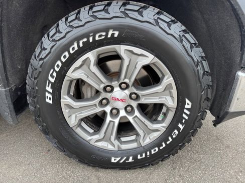 Certified 2021 GMC Sierra 1500 SLE w/ X31 Off-Road Package image 28