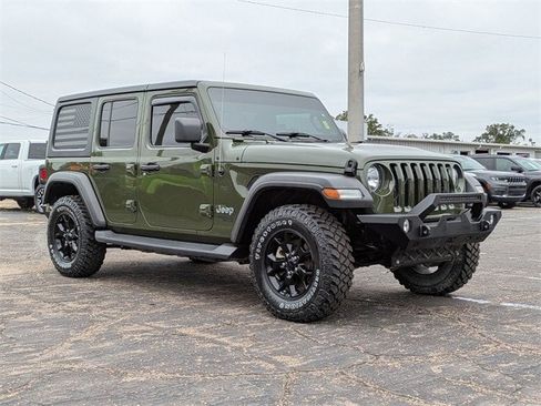 Used 2021 Jeep Wrangler Unlimited Sport image 2