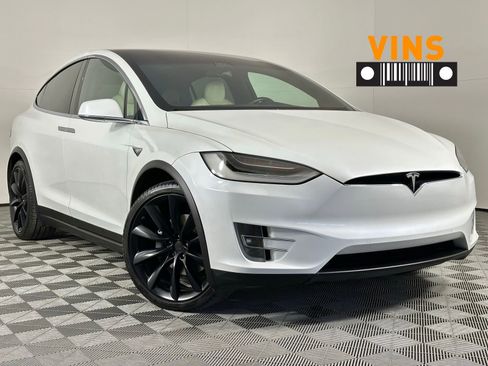 Used 2020 Tesla Model X Long Range image 1