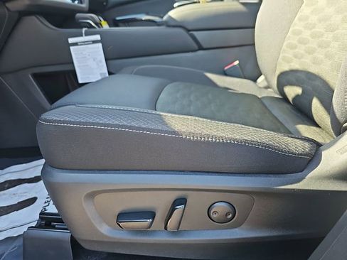 New 2026 Nissan Pathfinder SV image 36