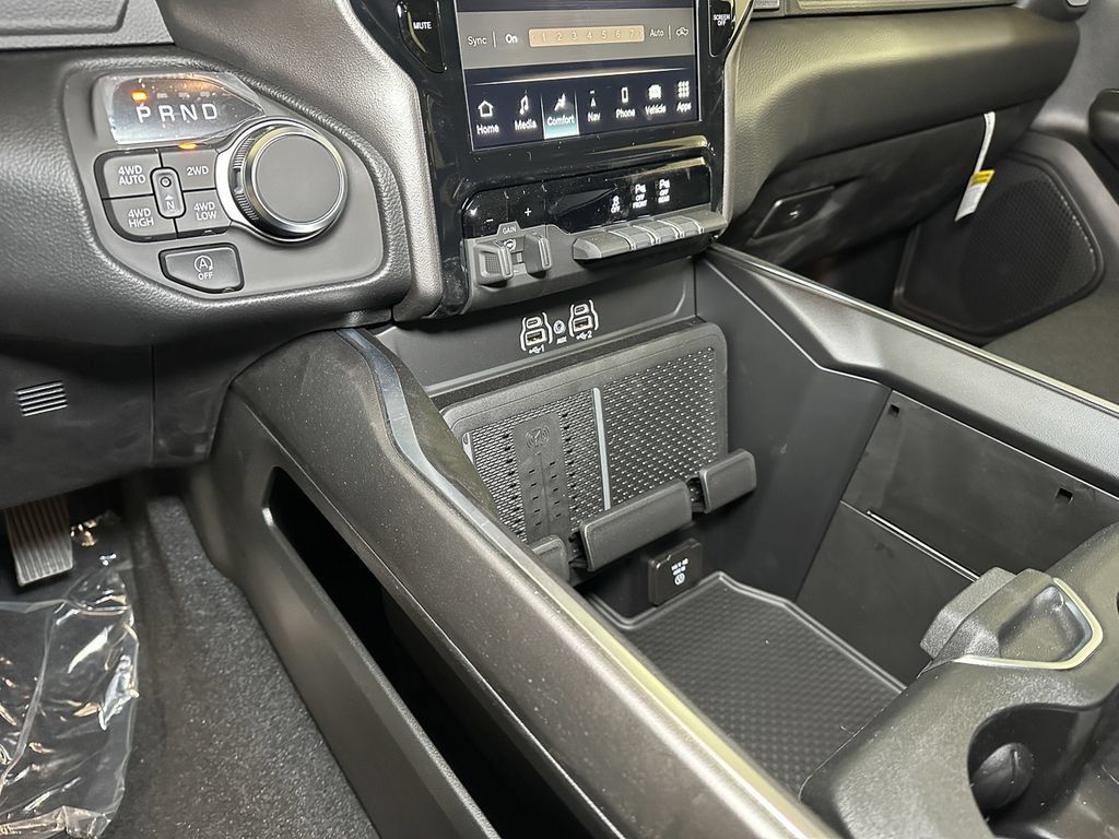 New 2026 RAM 1500 Big Horn AWD/4WD image 27
