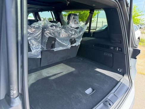 New 2026 Jeep Grand Wagoneer L Limited image 27