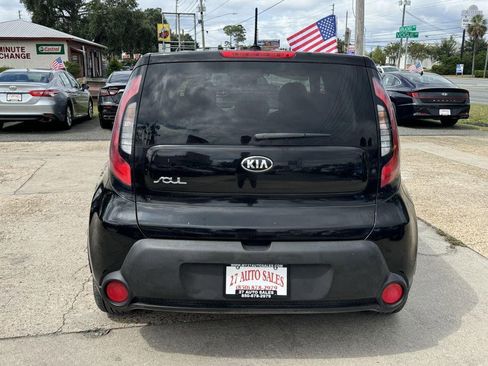 Used 2016 Kia Soul image 6