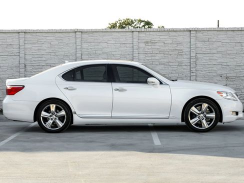 Used 2012 Lexus LS 460 image 8