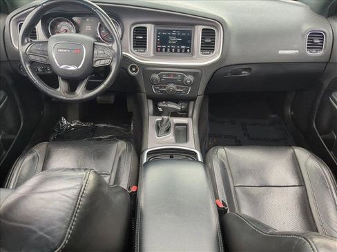 Used 2022 Dodge Charger SXT w/ Leather Interior Group image 19