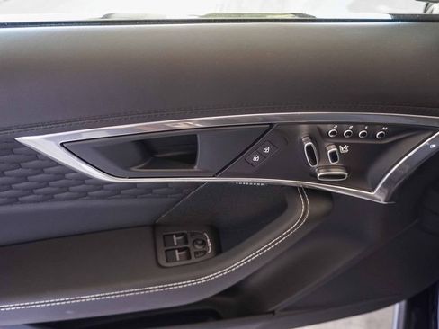 Used 2024 Jaguar F-TYPE R-Dynamic RWD image 20