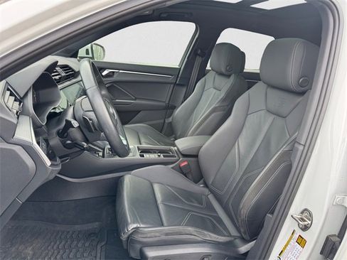 Used 2021 Audi Q3 2.0T Premium Plus w/ Premium Plus Package image 10