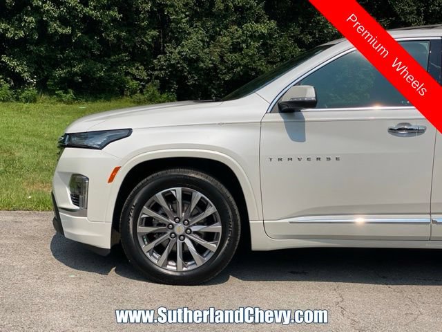 Used 2022 Chevrolet Traverse Premier AWD/4WD image 10