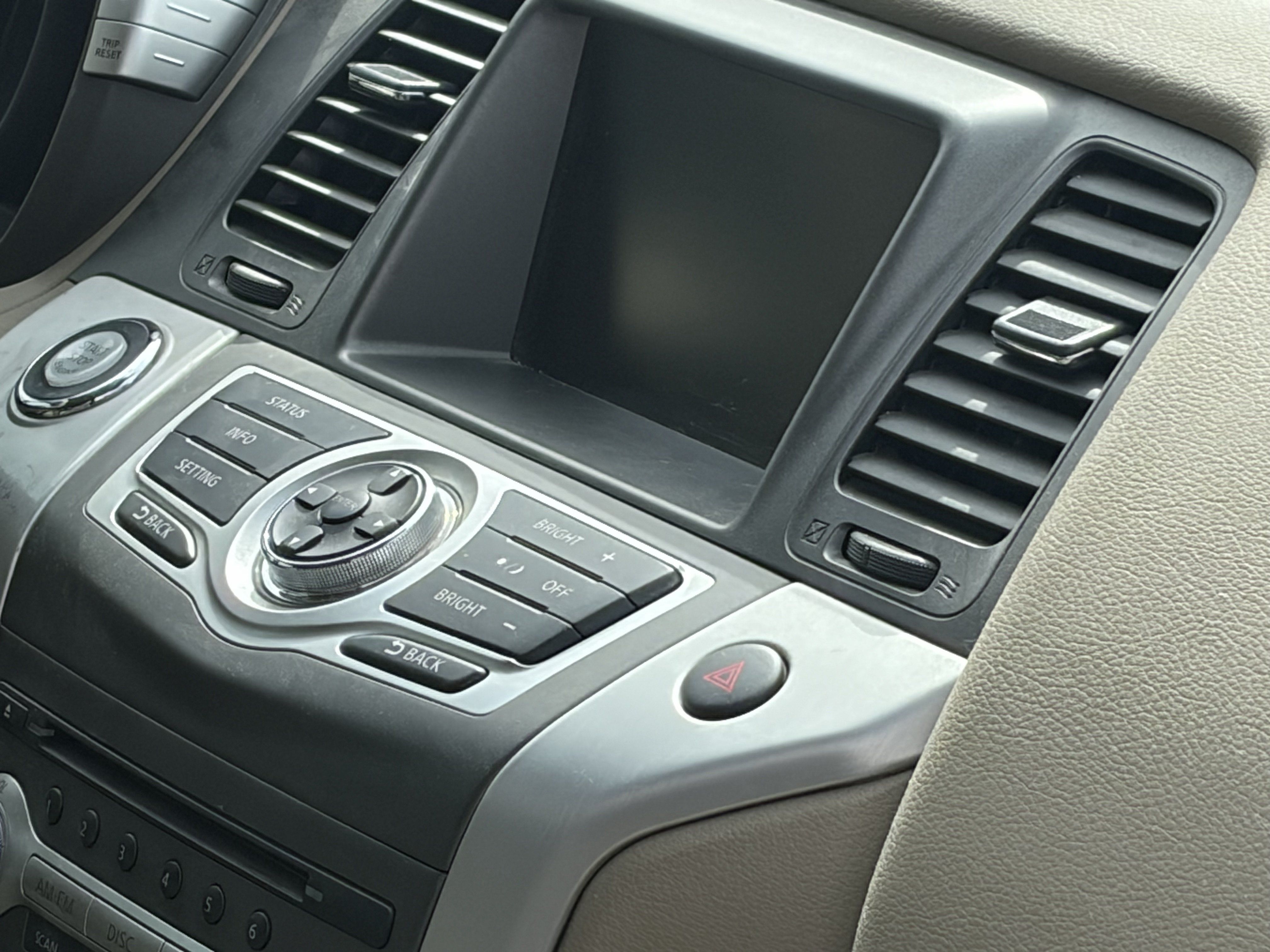 Used 2012 Nissan Murano SL FWD image 5