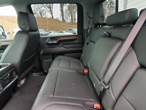 Used 2024 GMC Sierra 2500 Denali w/ Denali Reserve Package image 5