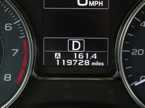 Used 2015 Subaru Crosstrek 2.0i Limited image 13