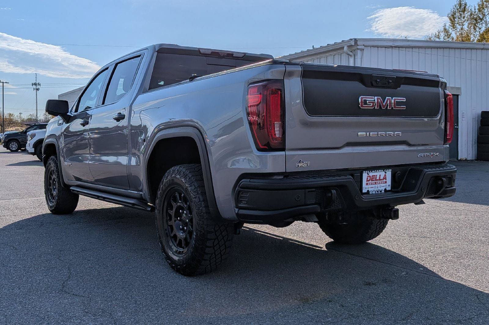 Used 2024 GMC Sierra 1500 AT4X w/ AT4X AEV Edition AWD/4WD image 9