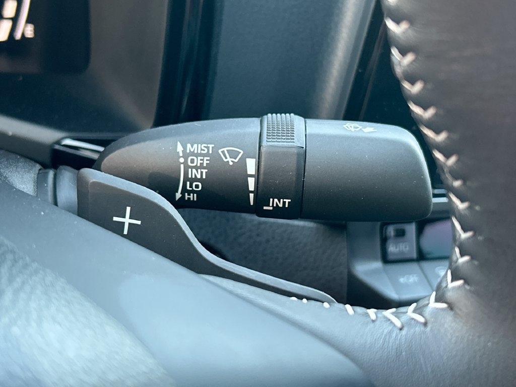 Used 2026 Toyota Camry SE FWD image 20