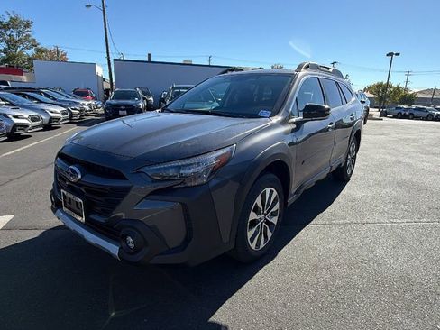 New 2025 Subaru Outback Limited image 1