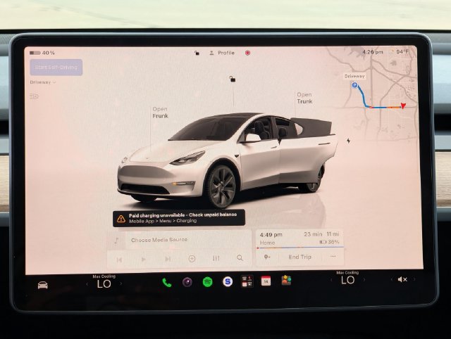 Used 2025 Tesla Model Y Long Range AWD/4WD image 13